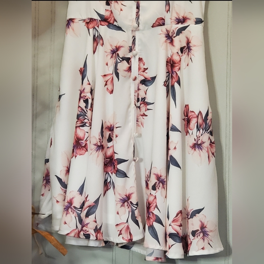 Windsor Formal Dress - Picture 4 of 10